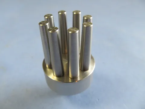 Cateteri di serraggio dinamometrico con artiglio a dito (PDV14091)